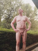 Nudist