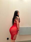 Elly escort
