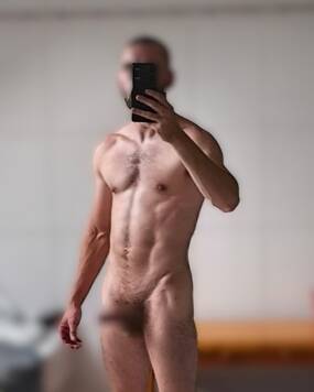 Tom