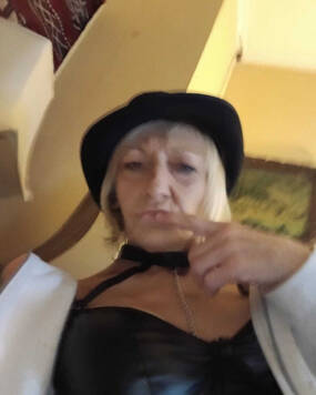 (B)MILKING-SEX-GRANNY \