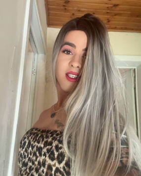 Dhara lauren