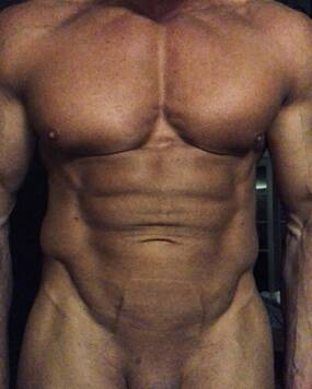 Tom.Gymlover