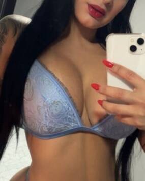 Demi