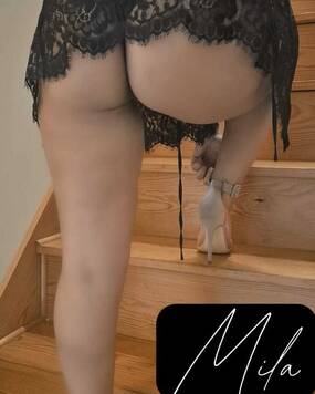 Kinky, Soft sm, Striptease