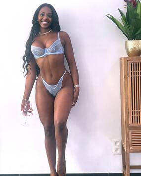 Bianca( Air-conditioned room)