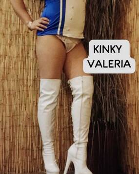 KINKY VALERIA DEEPTHROAT TALENT