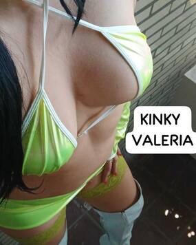 KINKY VALERIA DEEPTHROAT TALENT