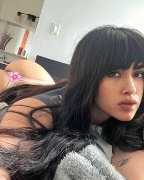 Zendaya XXL