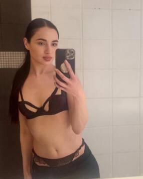 Anna Rose