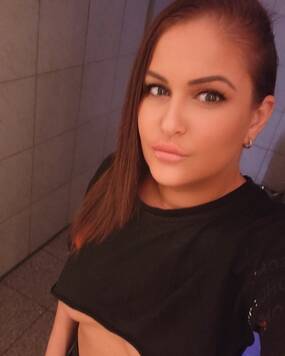 Demi