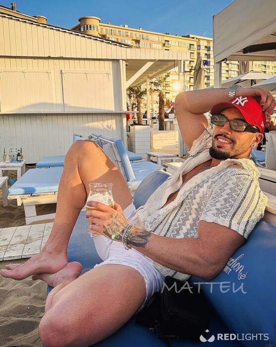 MATTEU (Foto)