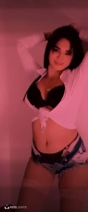 DIVINA (Foto)