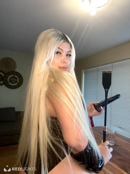 Hot Brazilian Juli (Foto)
