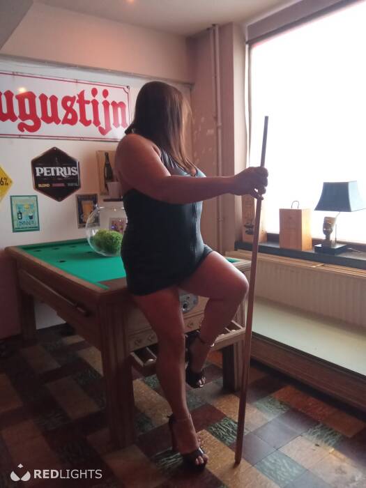 Ariana 40 (Foto)