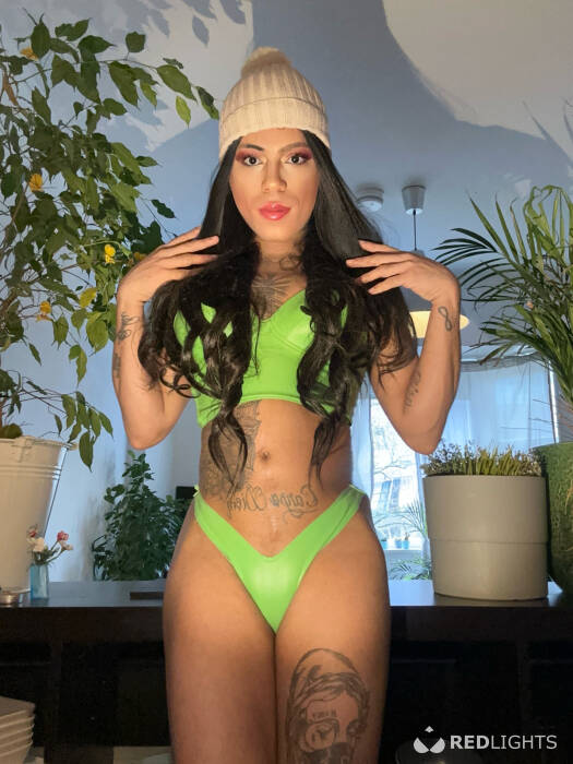 Mell Brazilian (Foto)