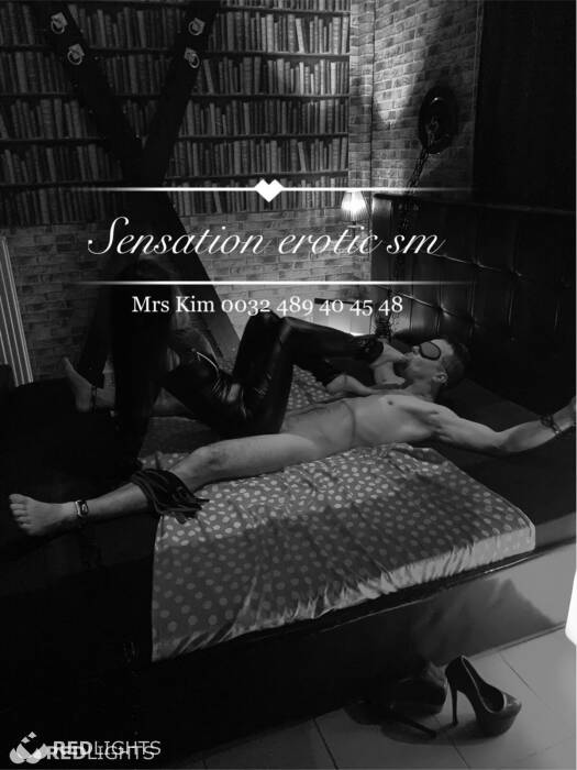 Mrs Kim BDSM (Foto)