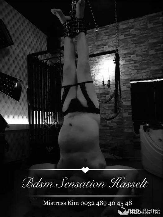 Mrs Kim BDSM (Foto)