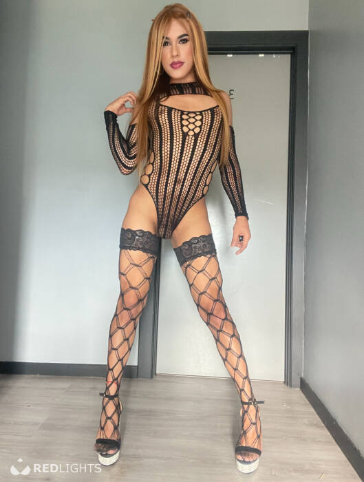 Adhara Garcia (Foto)