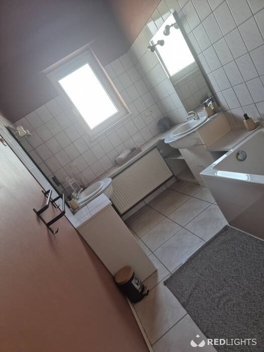 BookingNest Plus (Foto)