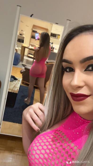 Esmeralda loira (Foto)