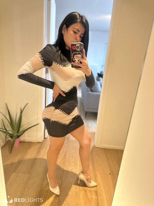 Ariana (Foto)