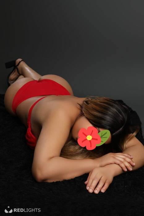 KARLA (Foto)
