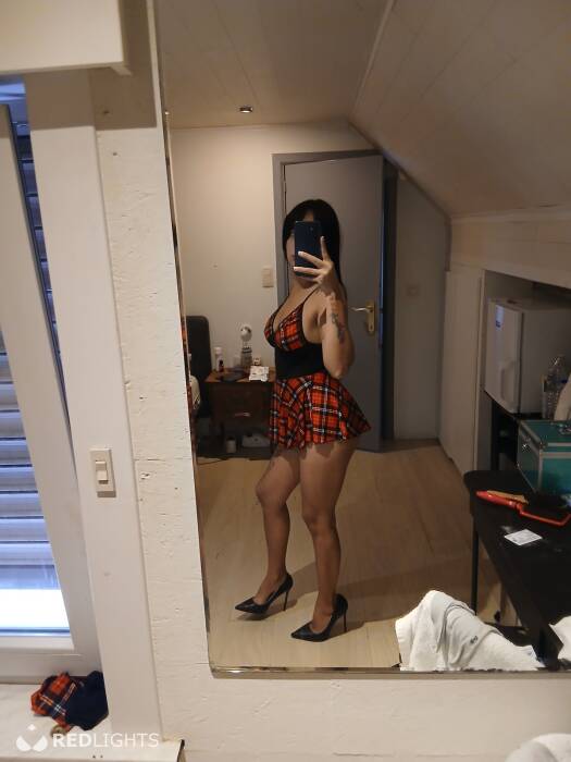 Naomy (Foto)