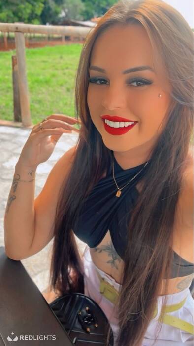 Nicoly (Foto)