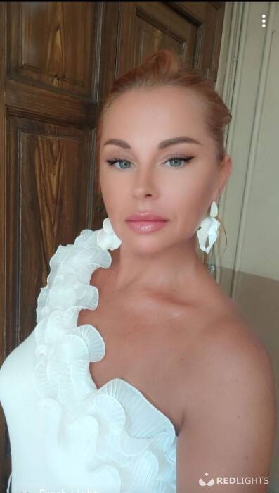Sara (Foto)