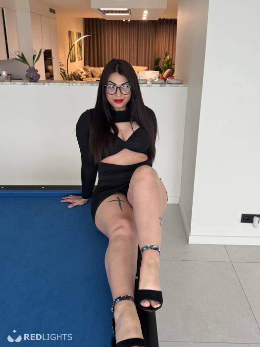 Ariana (Foto)