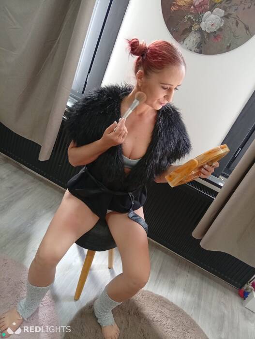Nia (Foto)