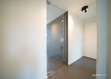 TE HUUR LUXE APPARTEMENT WAASLAND (Foto)