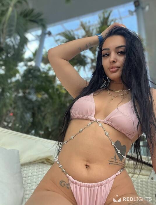 Ana (Foto)