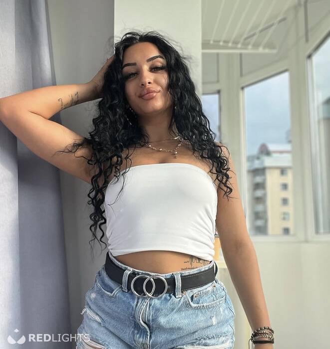 Ana (Foto)