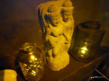 TANTRA MASSAGE (Foto)