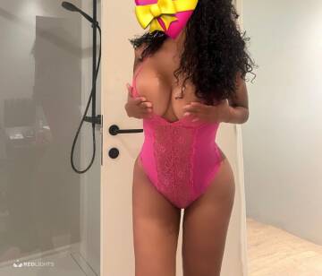 Naomi (Foto)