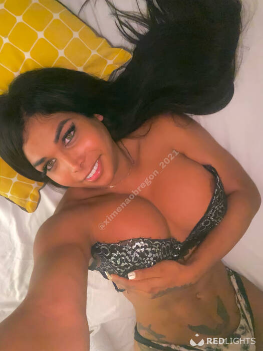 Mistress Aleira (Foto)