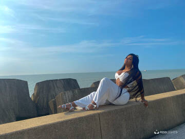 Mistress Aleira (Foto)