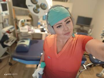 Meesteres Katharina en Dokter Amara (Foto)