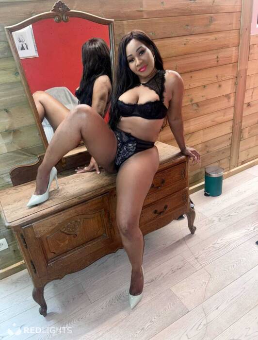 KIARA SEXY (Foto)