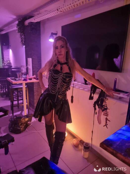 Maitresse Morgane en virtuel (Foto)