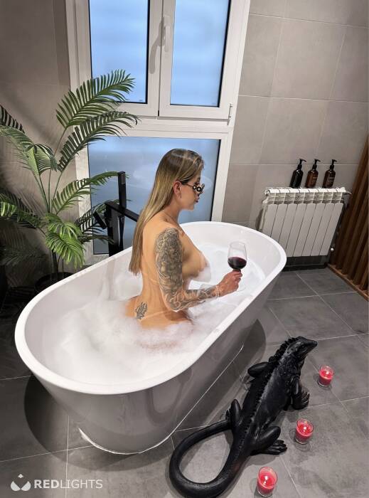 SARA (Foto)