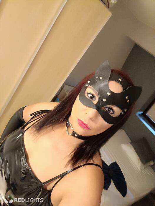 NIKOLLY DOMINATRIZ (Foto)