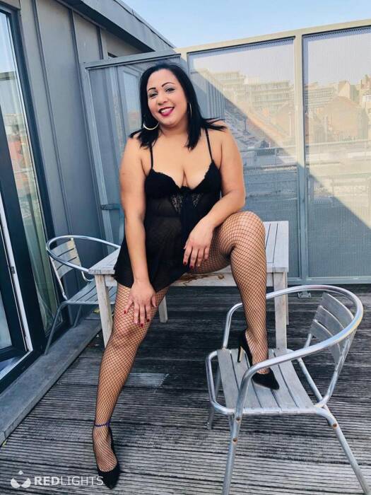 NIKOLLY DOMINATRIZ (Foto)