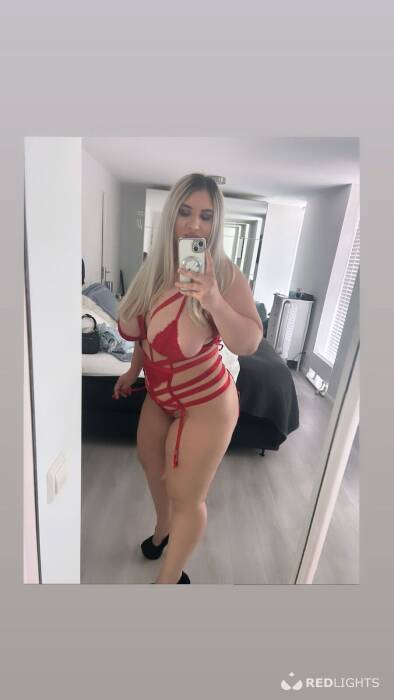 Karina party (Foto)