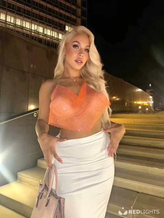TS BLOND KHLOE (Foto)