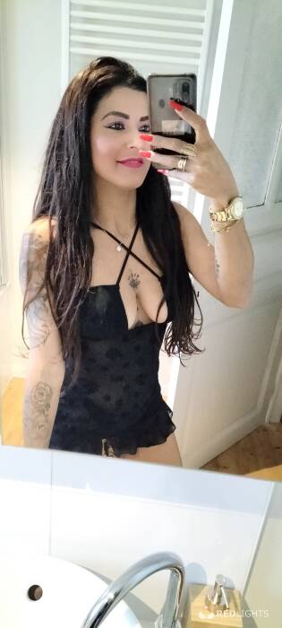 New Joyce (Foto)