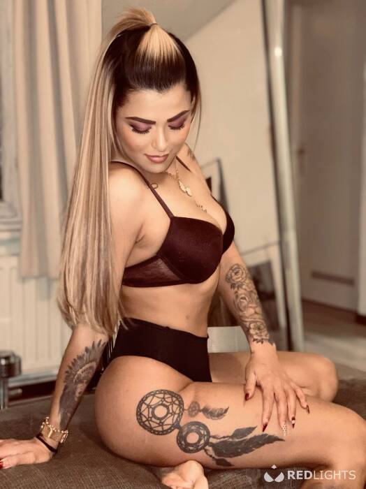 New Joyce (Foto)