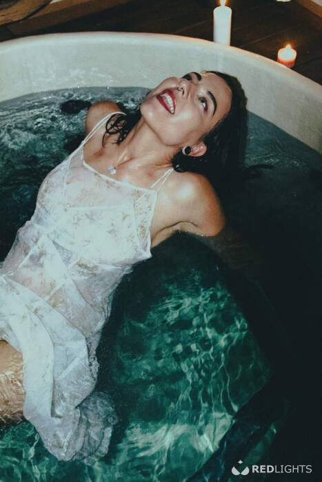 Valerie Sky (Foto)