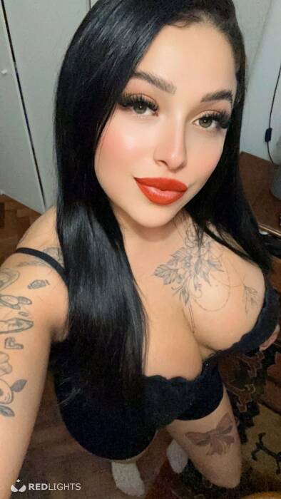 Melly Anal Hot (Foto)